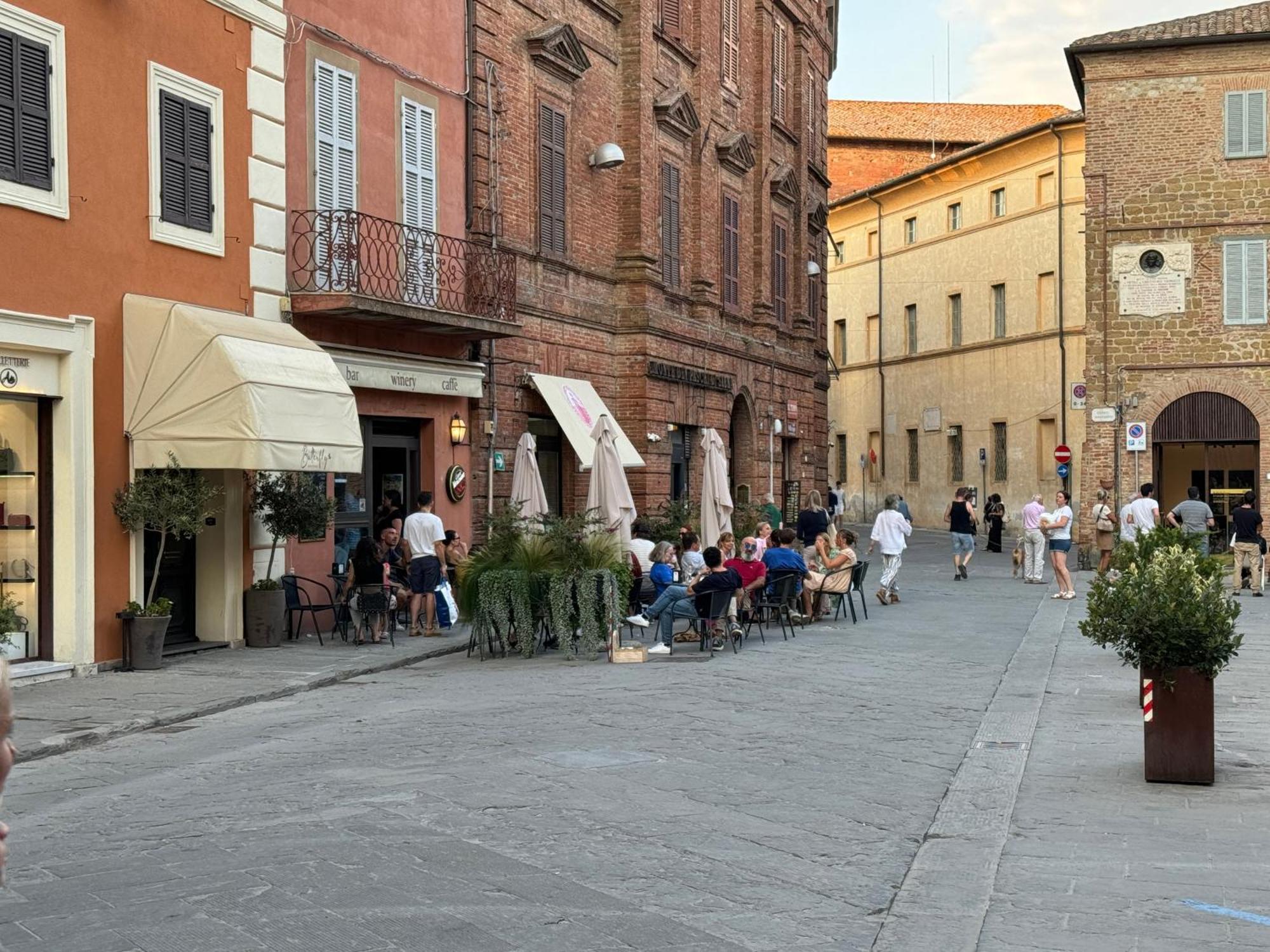 2 King Bed, 2 Full Bathroom Apartment In Umbria - Tuscany Città della Pieve Exterior foto